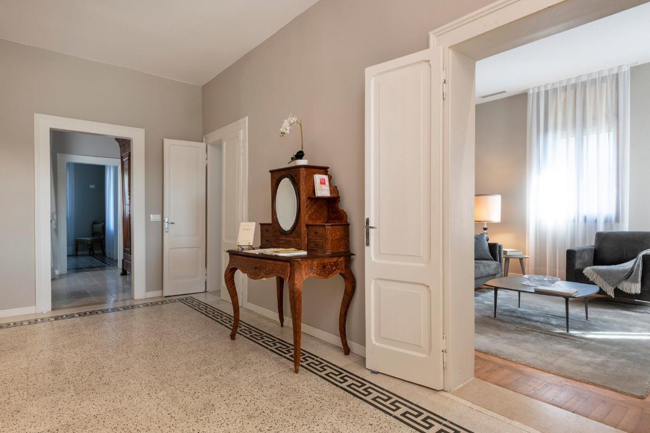 Ca' Delle Contesse - Villa On Lagoon With Private Dock And Spectacular View Lido di Venezia Luaran gambar
