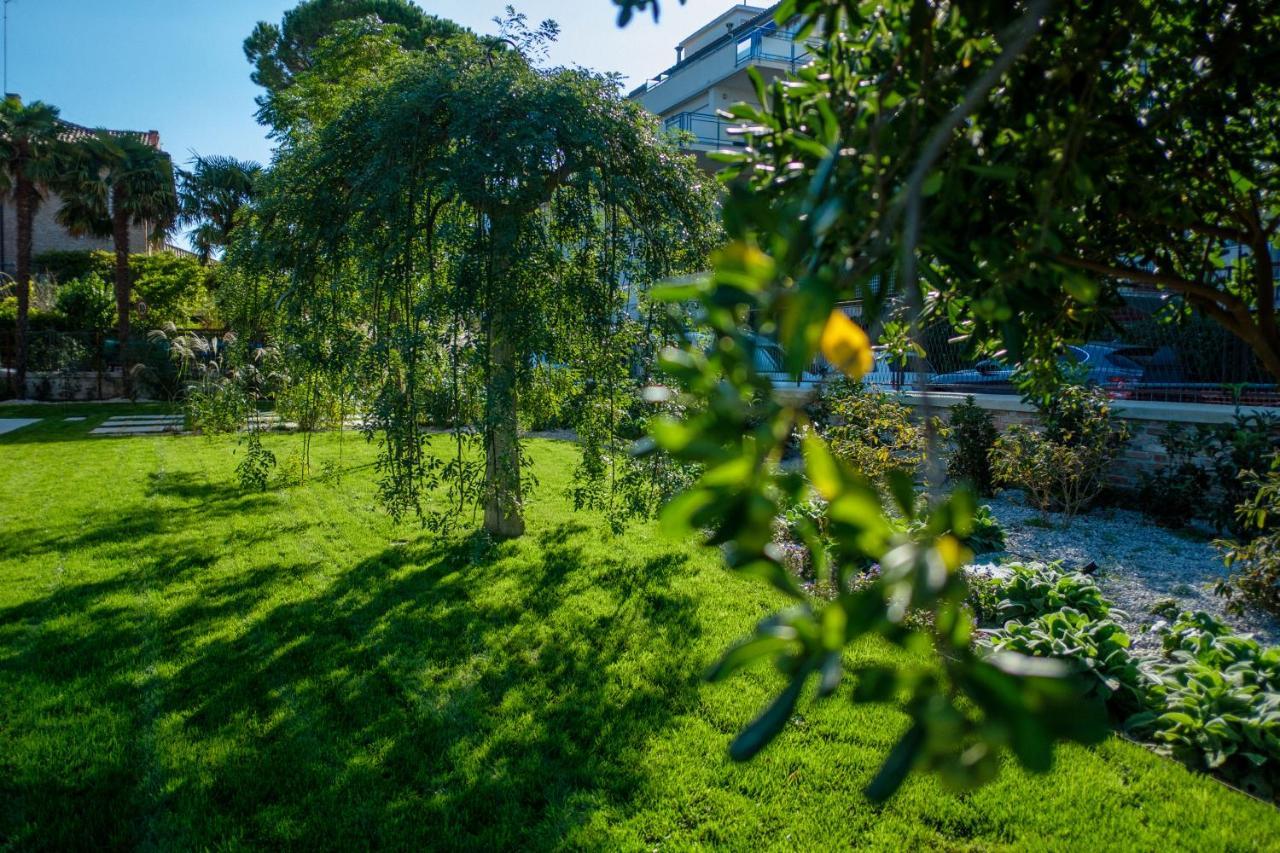 Ca' Delle Contesse - Villa On Lagoon With Private Dock And Spectacular View Lido di Venezia Luaran gambar